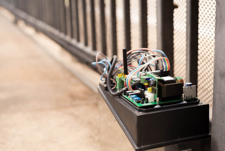 Gate motor control board fault diagnosis